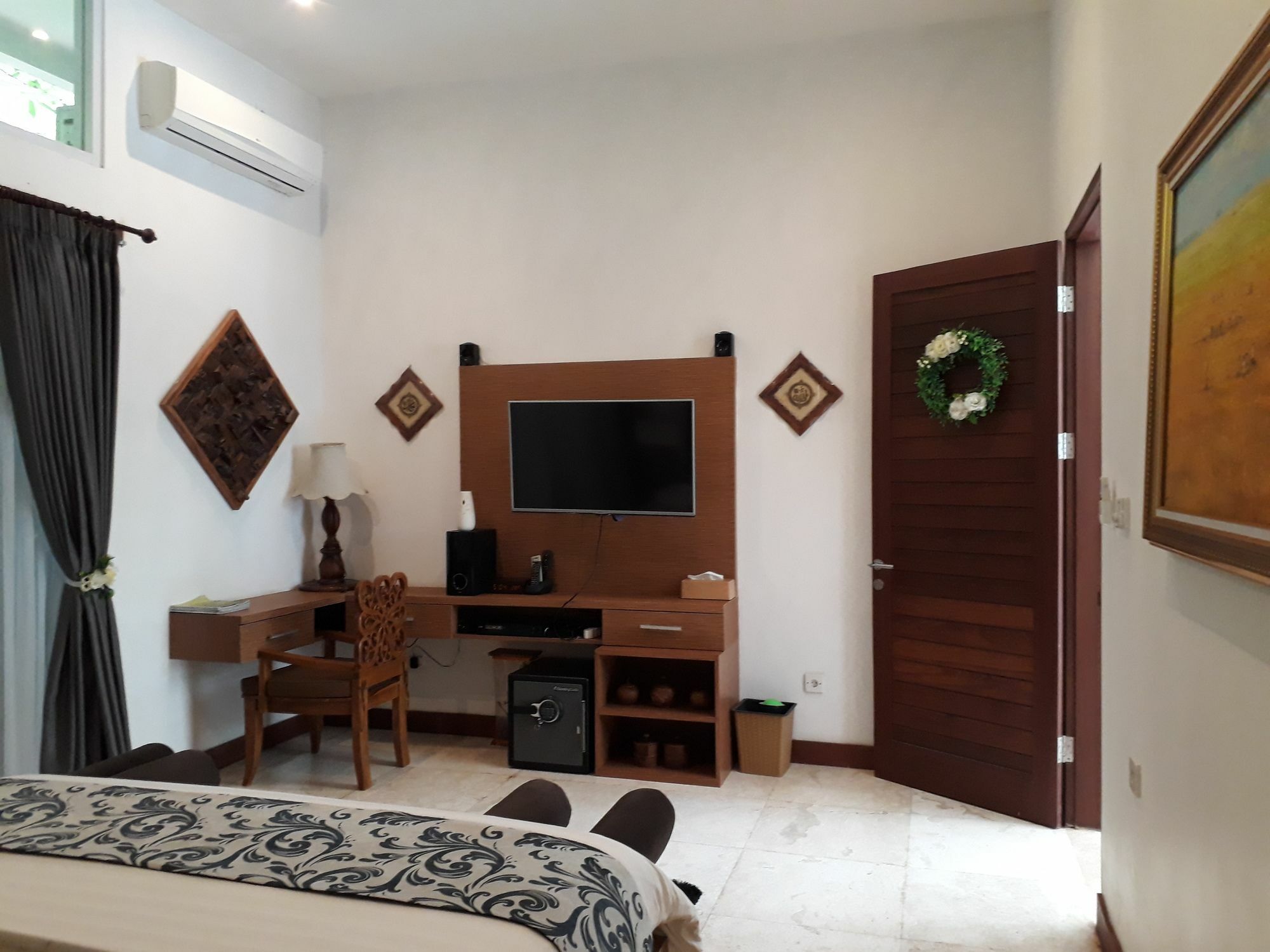 Narvik Villa Lombok Exterior photo